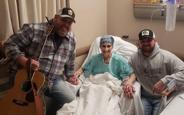 Local Musicians Play Bedside Concert for Humboldt Woman in Hospice Care