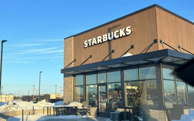 Stand Alone Starbucks Opens in Fort Dodge
